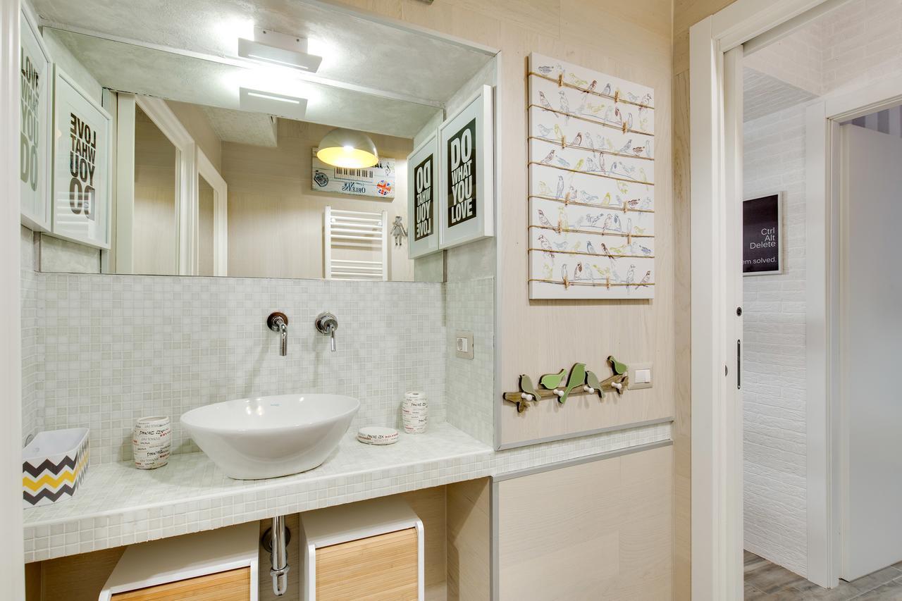 Rome As You Feel - Design Apartment At Colosseum Extérieur photo